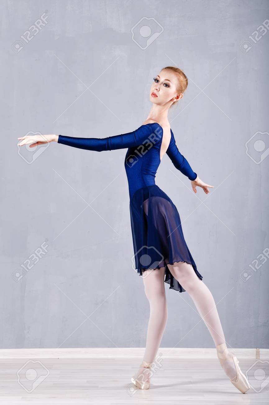 Bailarina Delgada Joven En Un Baile Vestido Azul. Ballet Clásico. Fotos, Retratos, Imágenes Y Fotografía De Archivo Libres De Derecho. Image 47880345. Bailarina Delgada Joven En Un Baile Vestido Azul. Ballet Clásico. Fotos, Retratos, Imágenes Y Fotografía De Archivo Libres De Derecho. Image 47880345.