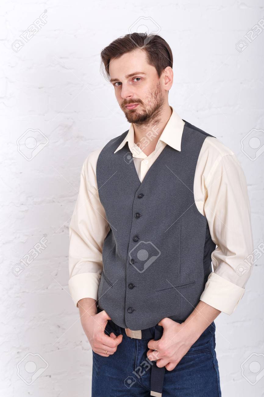 men's fashion vest with jeans
