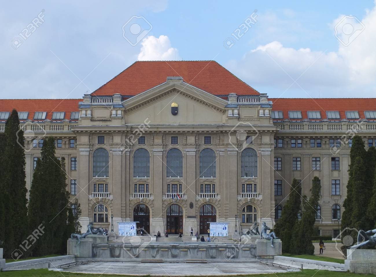 デブレツェン大学 の写真素材 画像素材 Image