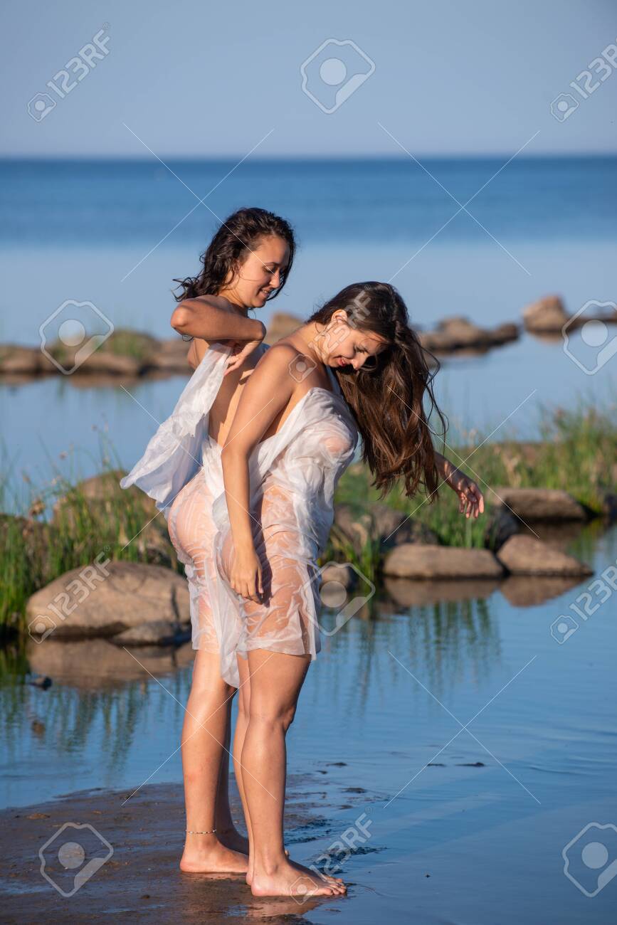 young sexy daughter nude