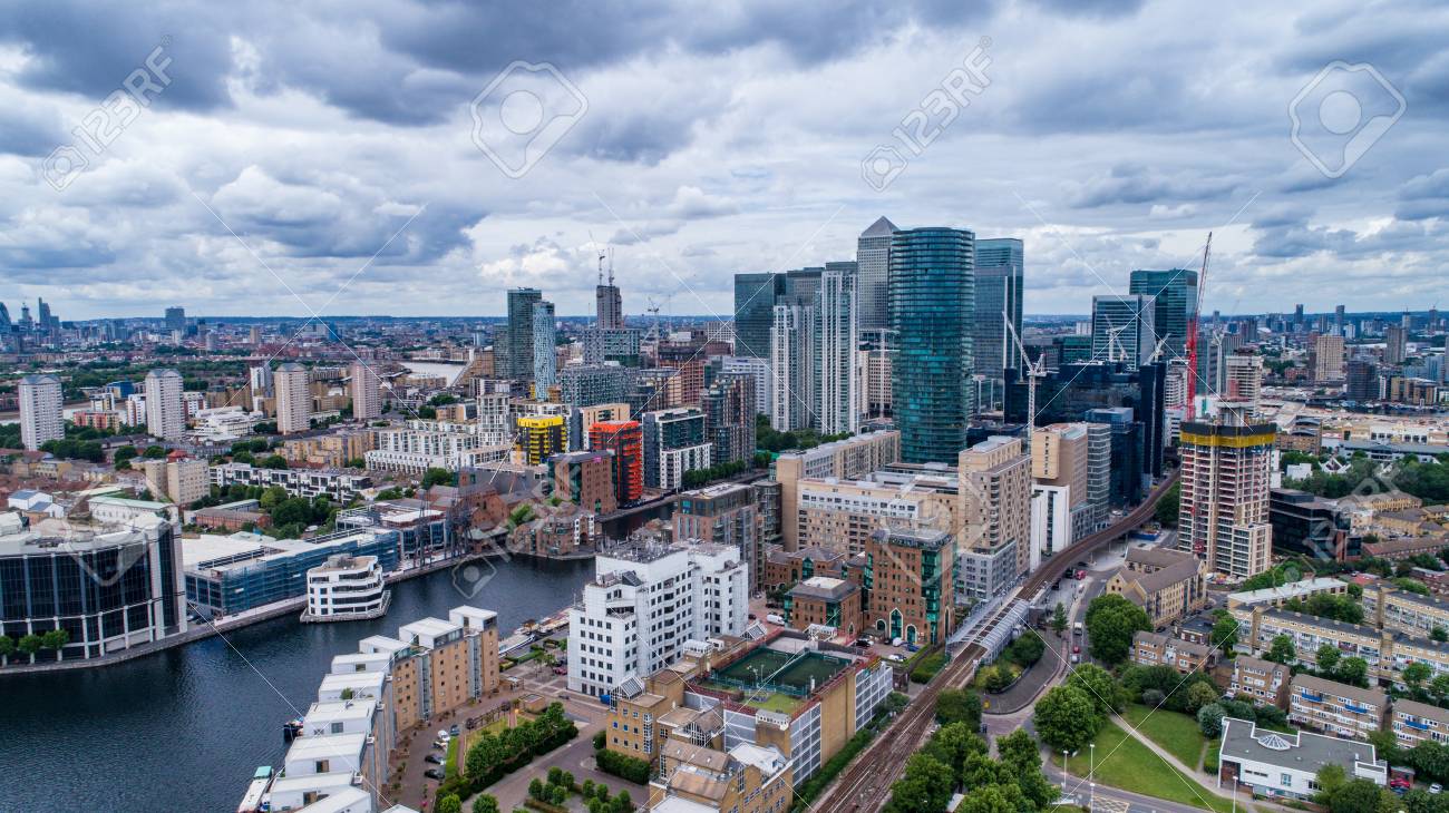 ロンドンのドックランズ地区の航空写真 の写真素材 画像素材 Image 98 ロンドンのドックランズ地区の航空写真 の写真素材 画像素材 Image 98
