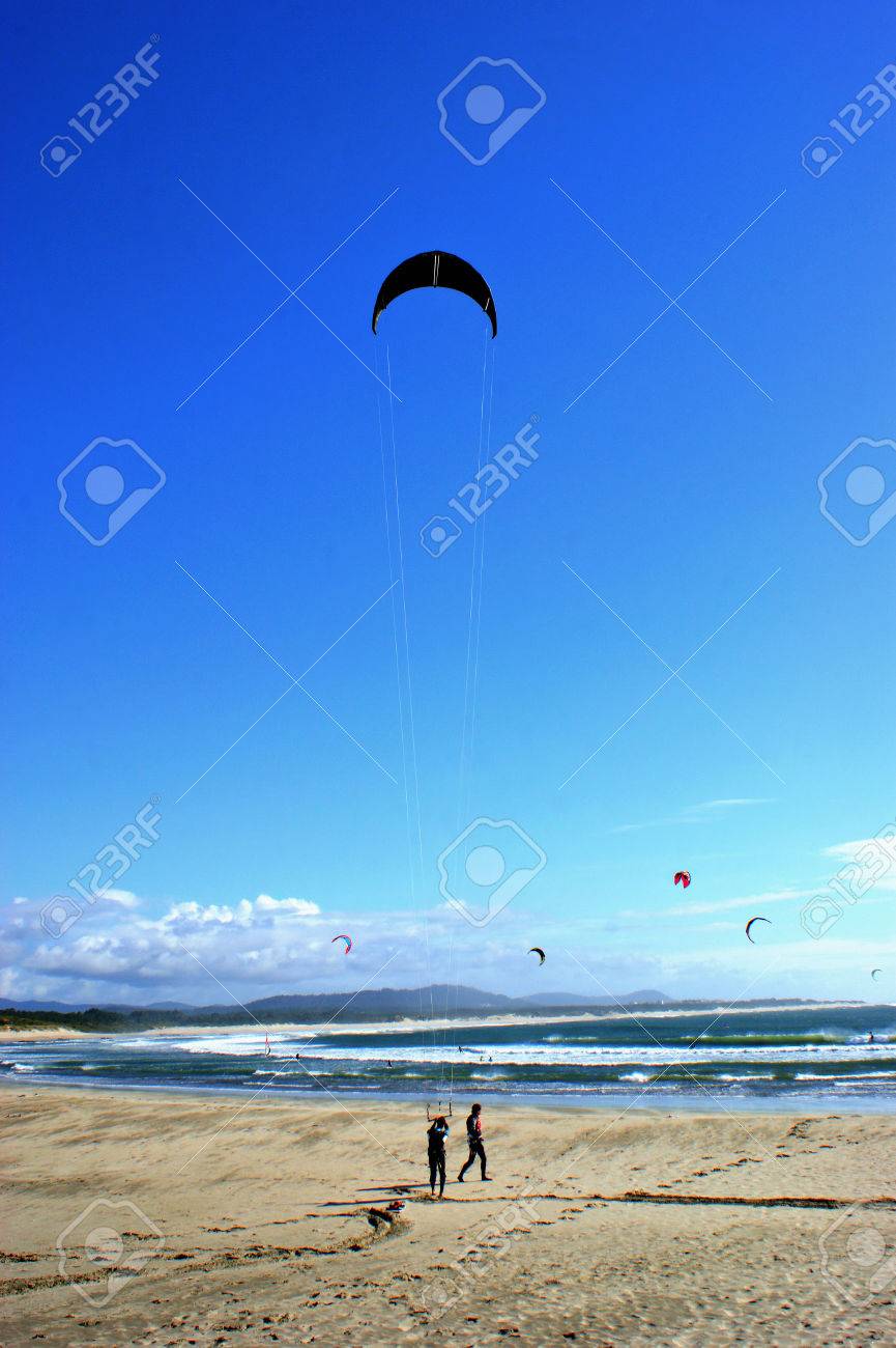 Kite surfing in Cabedelo beach in Viana do Castelo - 43422467 Kite surfing in Cabedelo beach in Viana do Castelo - 43422467