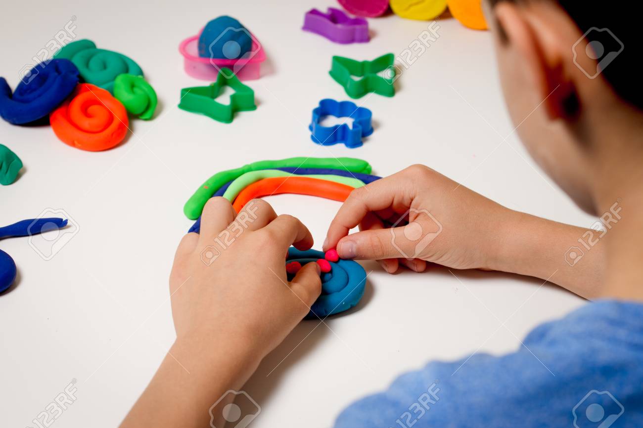 plastilina casera jugar con la plastilina