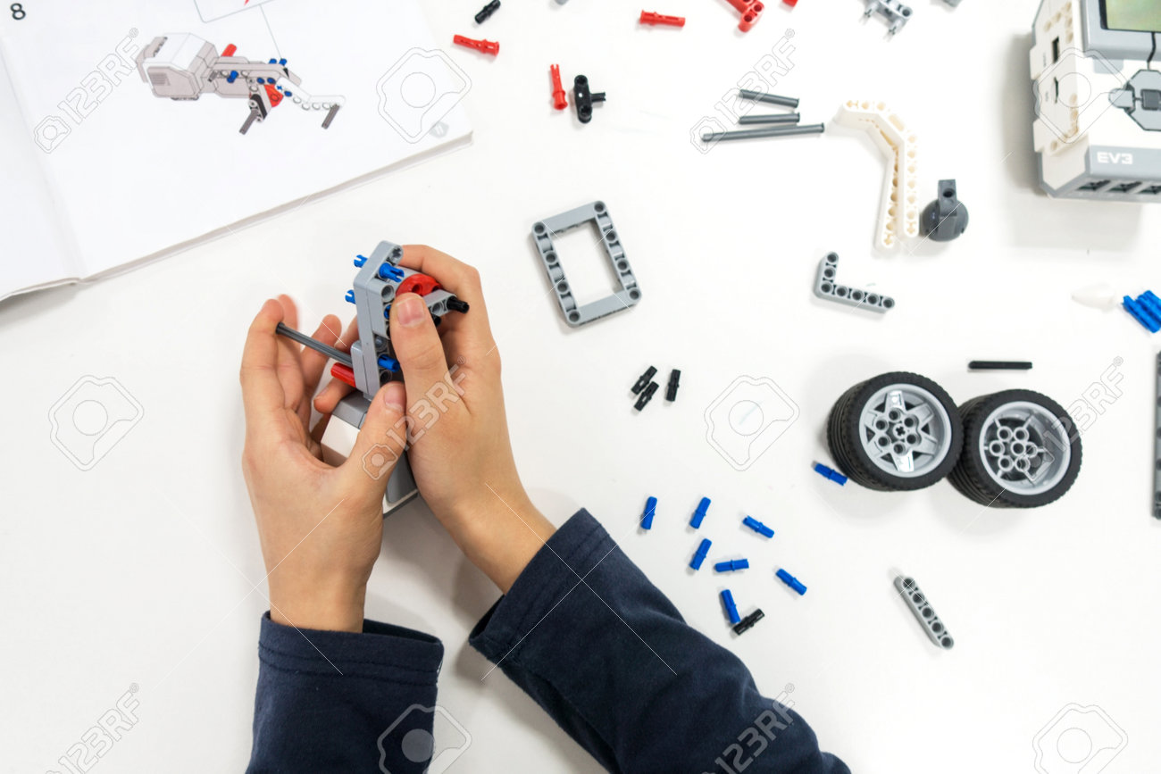 lego stem robot