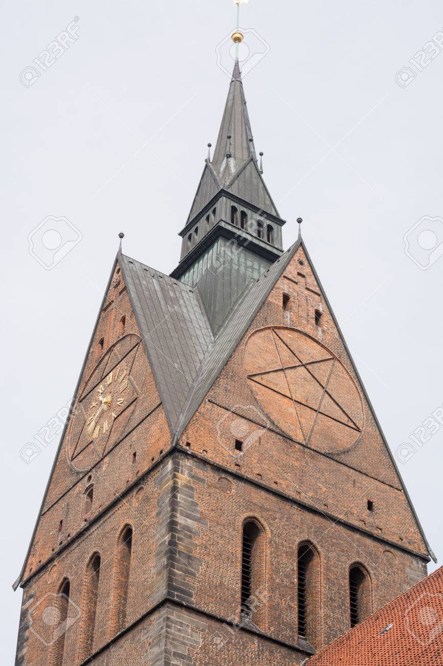 Religion im Allgemeinen und im weiteren Sinne 28014030-marktkirche-hannover-lower-saxony-germany