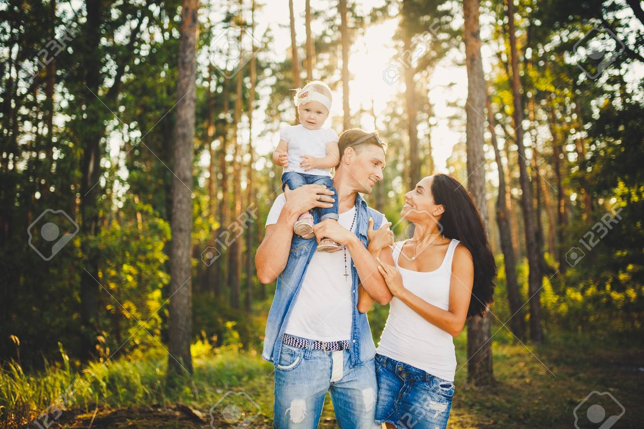 Photos family what to wear outside rare photo Photos family what to wear outside catalog photo