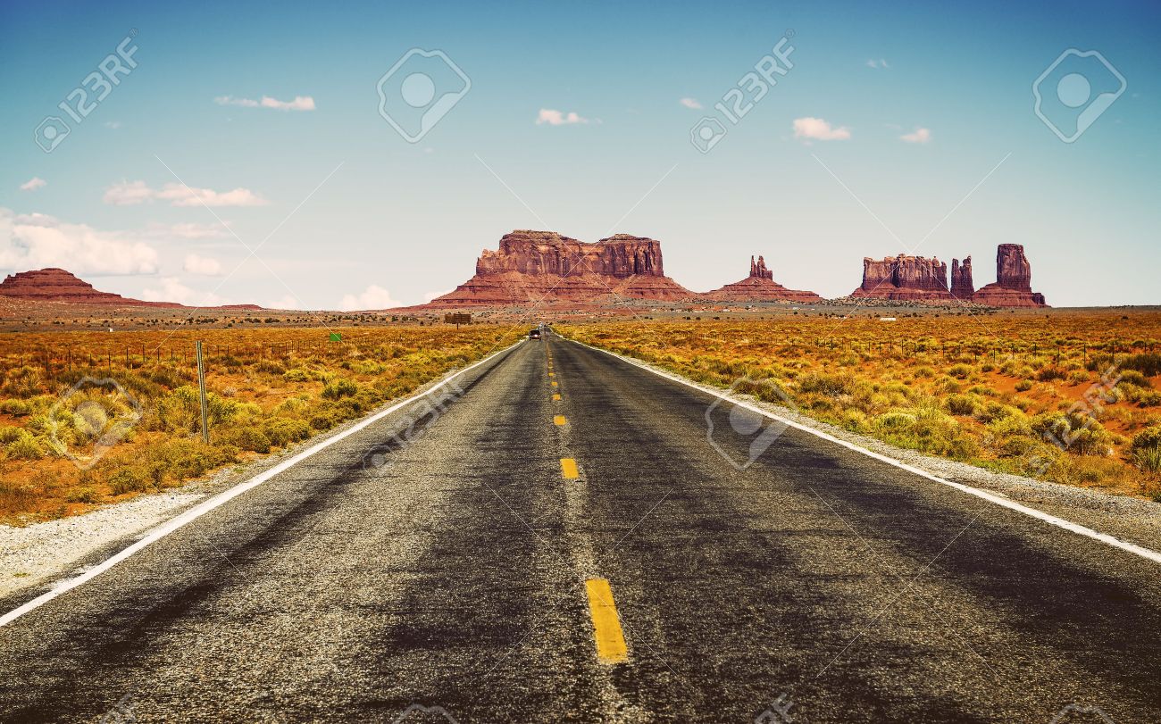 famous road in southwest of america near Monument Valley tribal park, USA - 30821552 famous road in southwest of america near Monument Valley tribal park, USA - 30821552