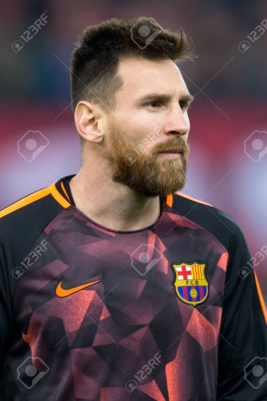 Piraeus, Greece - October 31, 2017: Player Of Barcelona Lionel Messi In  Action During The UEFA Champions League Game Between Olympiacos Vs FC  Barcelona At Georgios Karaiskakis Stadium Stock Photo, Picture and, image size:866x1300