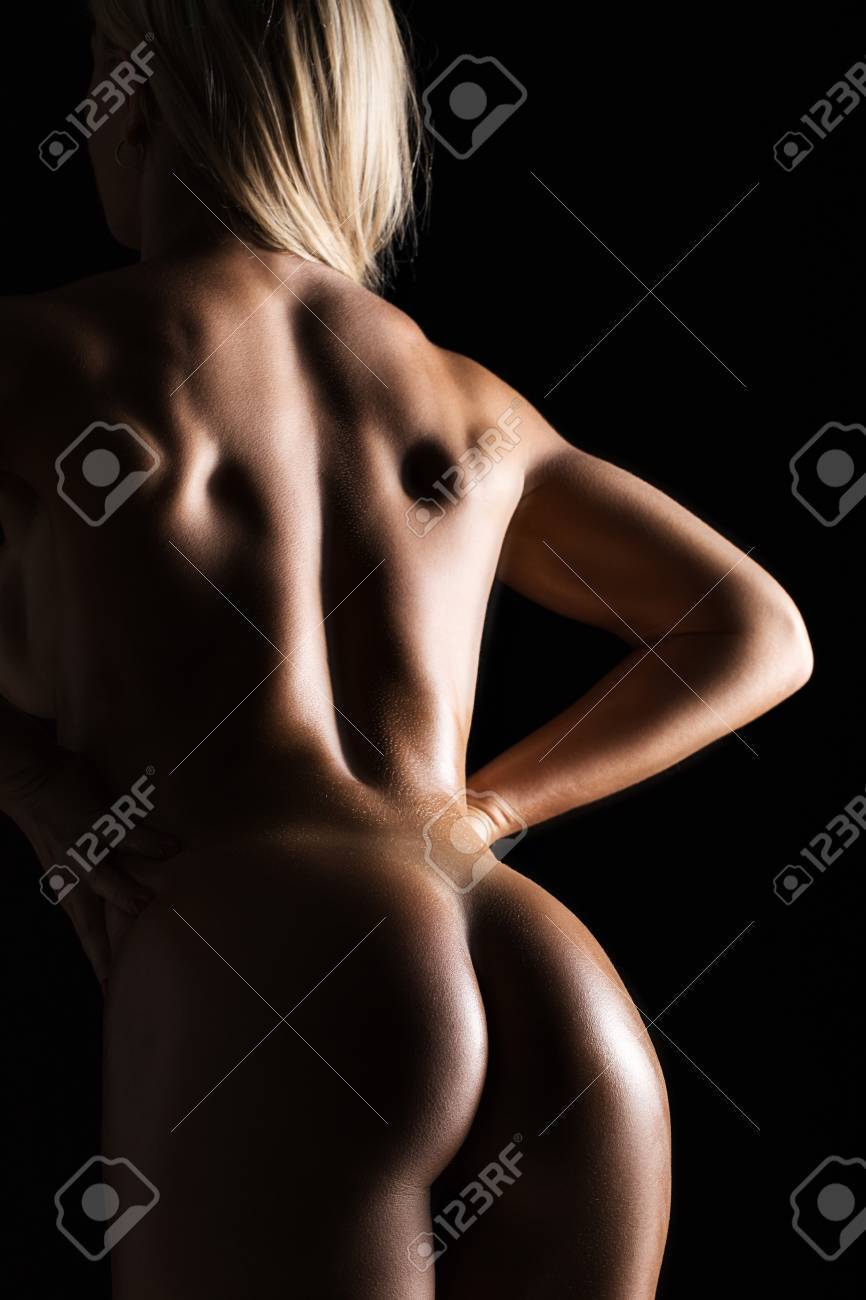 Sexy Mujer Desnuda. Las Nalgas Eróticas Desnudas De La Mujer Sensual  Apoyan. Fotos, retratos, imágenes y fotografía de archivo libres de  derecho. Image 88776490