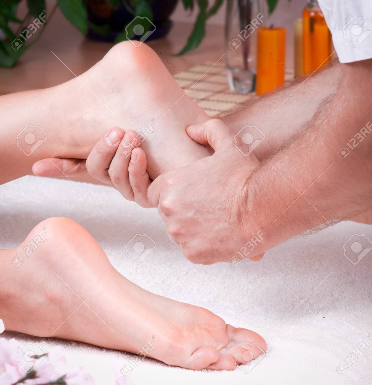 Female foot massage Clearance