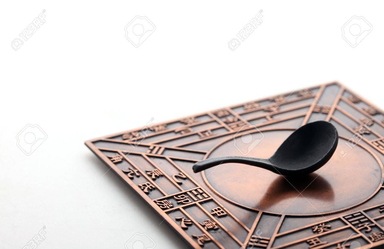 675 Chinese Compass Stock Photos, High-Res Pictures, and Images