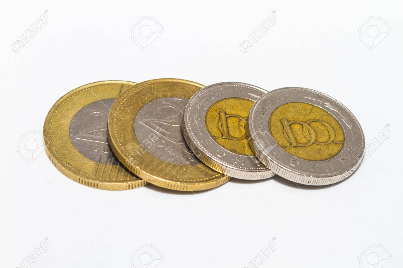 フォリント (記号: Ft; コード: HUF) はハンガリーの通貨です。孤立した白い背景にコイン。の写真素材・画像素材 Image 91788467