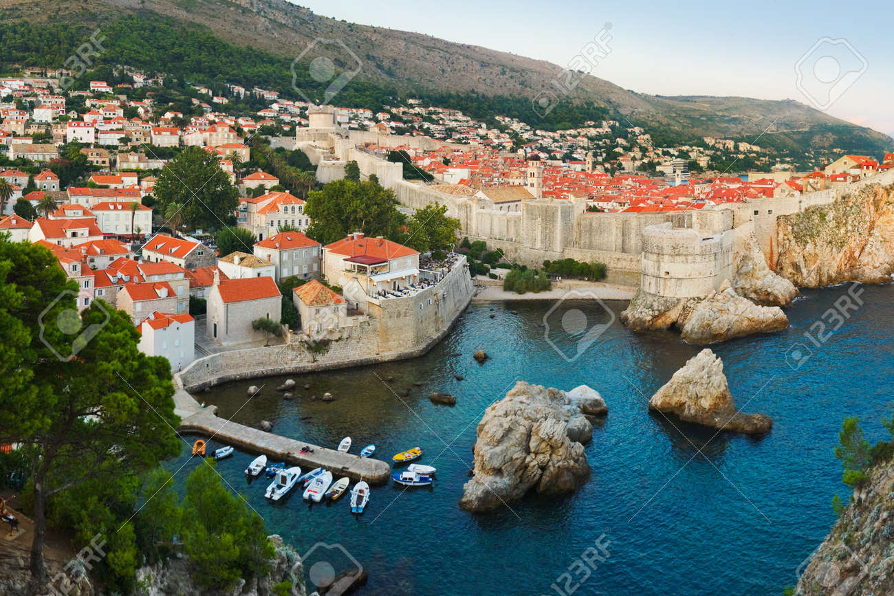 Coucher De Soleil à Dubrovnik Croatie Fond Darchitecture