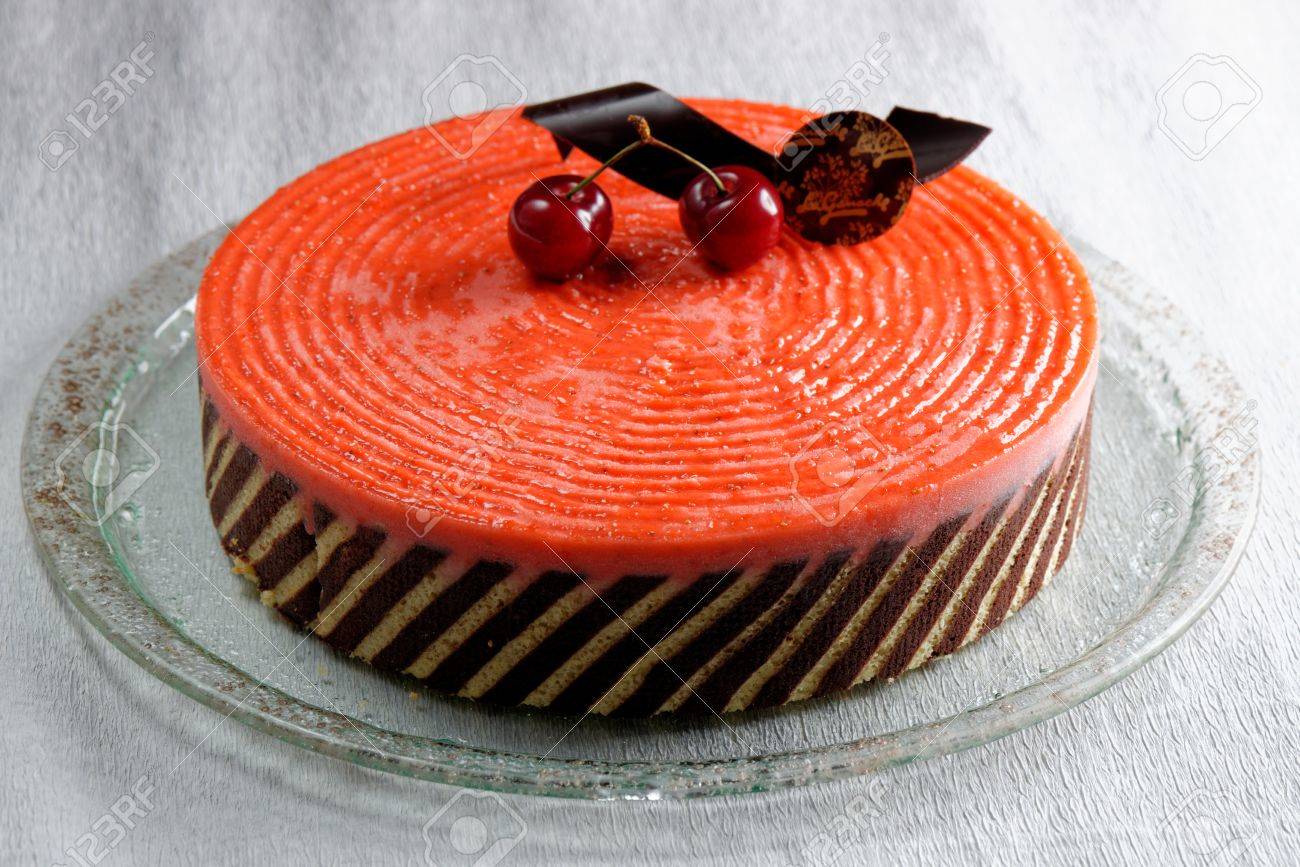 D Origine Francaise Gateau A La Creme Glacee Gastronomique Avec De La Creme Au Chocolat La Ganache Banque D Images Et Photos Libres De Droits Image