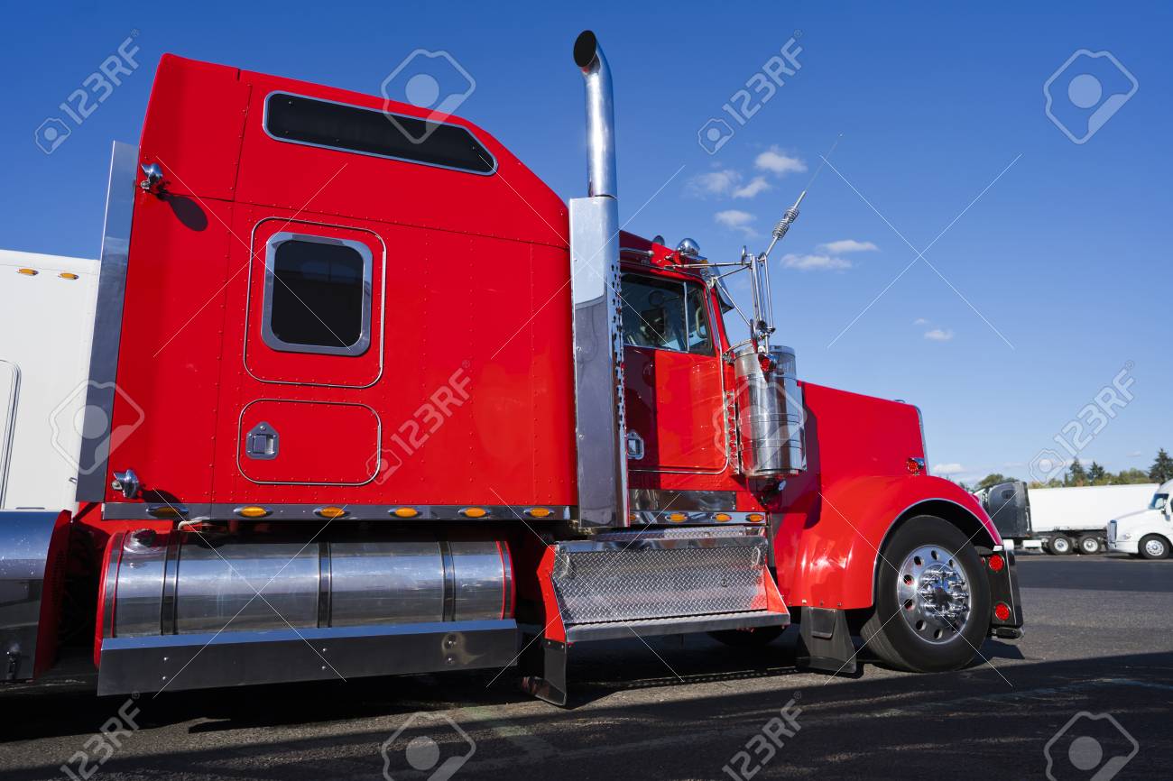 Profile Of Bright Red Big Rig Classic American Semi Truck With - 