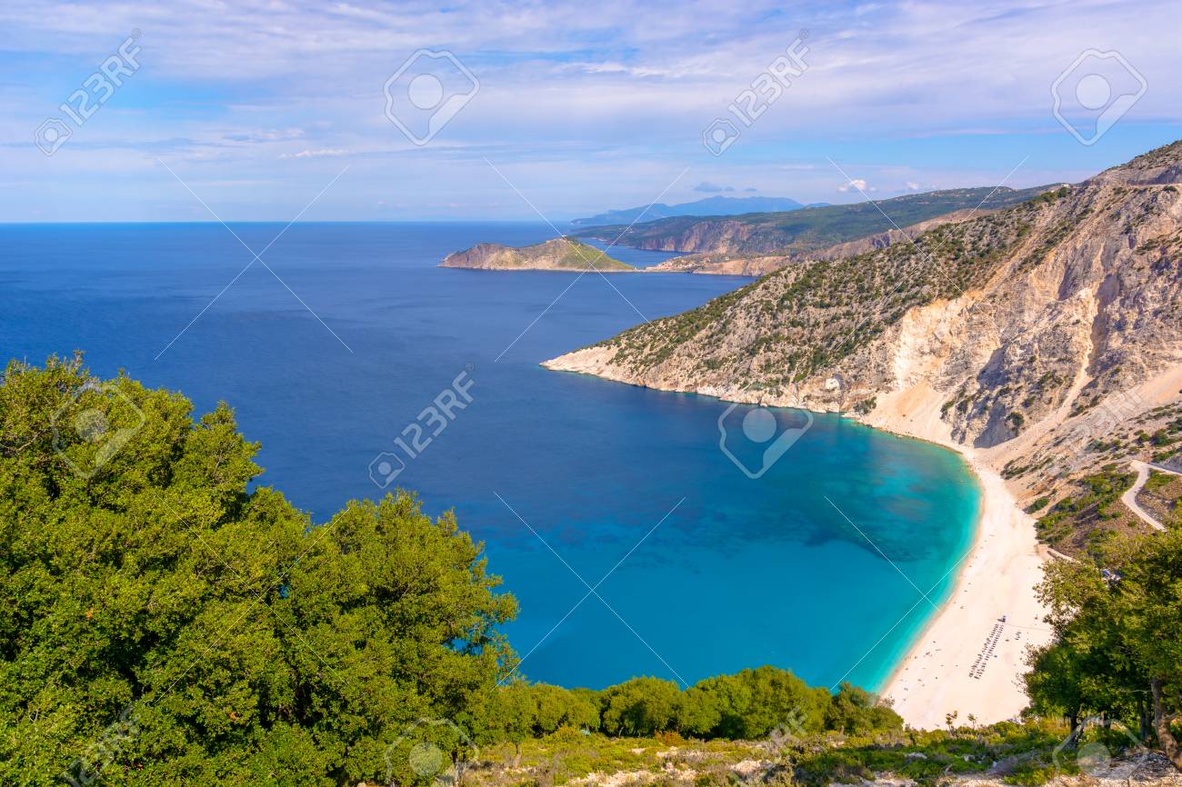 イオニア海とミルトスビーチとケファロニア島の美しい海岸線 ギリシャ の写真素材 画像素材 Image