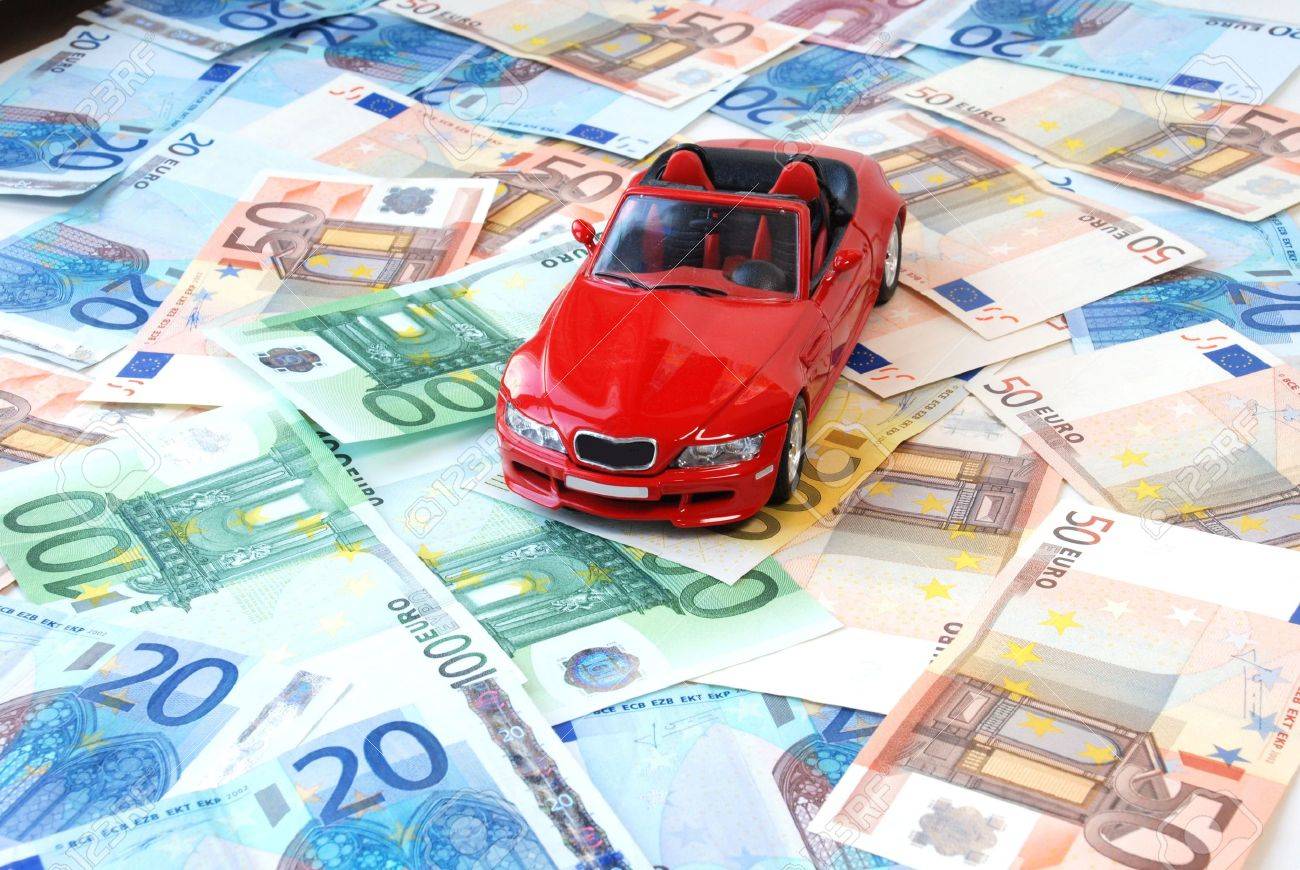 Money of euro for purchase of a car - 4872495 Money of euro for purchase of a car - 4872495