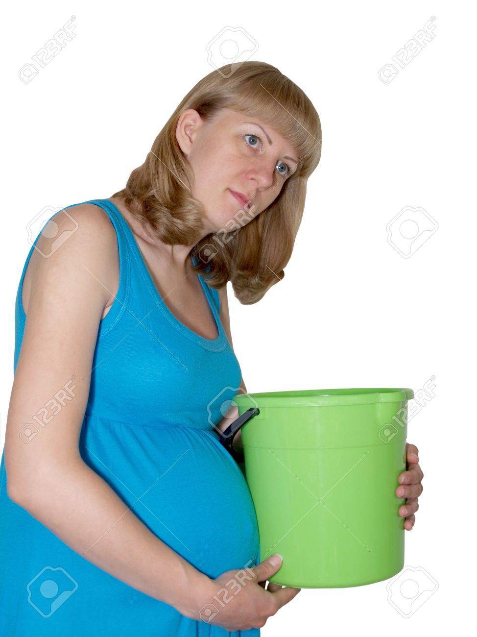 When does toxicosis in pregnancy begin? Toxicosis in early pregnancy: how to fight 61 When does toxicosis in pregnancy begin? Toxicosis in early pregnancy: how to fight 34