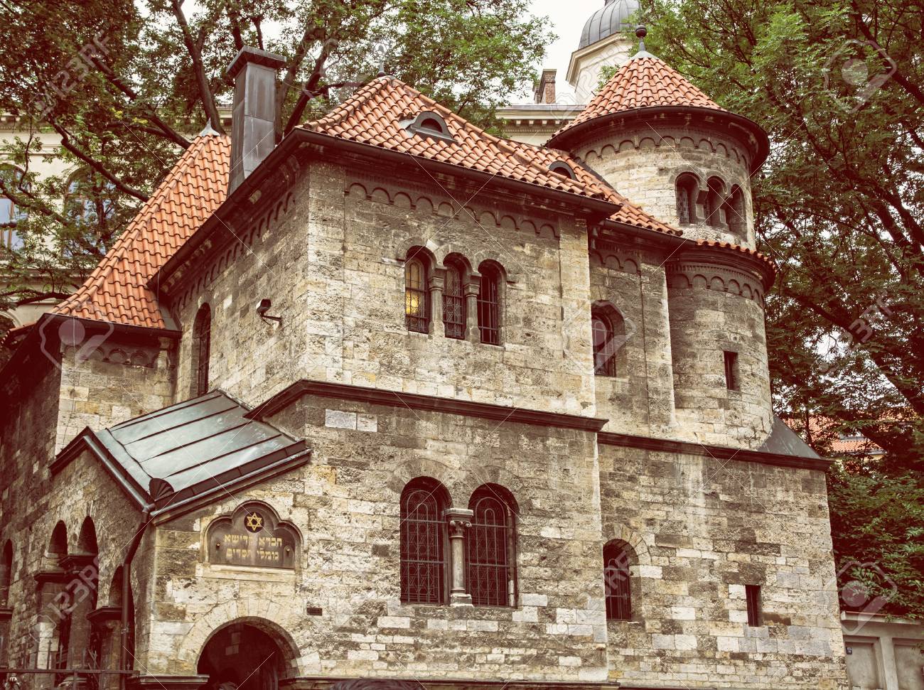 Pasillo Ceremonial Judio En Praga Cerca De La Sinagoga De Klausen Republica Checa Tema Arquitectonico Arquitectura Religiosa Filtro De Fotos Retro Fotos Retratos Imagenes Y Fotografia De Archivo Libres De Derecho Image