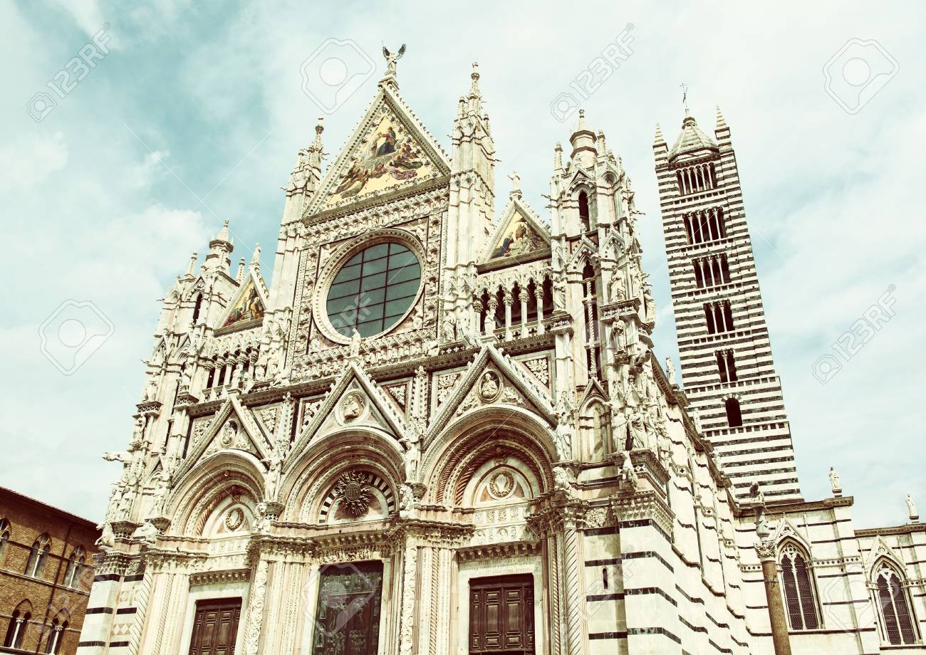 Siena Kathedrale Ist Eine Mittelalterliche Kirche In Siena Italien Von Seinen Fruhesten Tagen Als Eine Romisch Katholische Marienkirche Gewidmet Alter Fotofilter Lizenzfreie Fotos Bilder Und Stock Fotografie Image 88849582