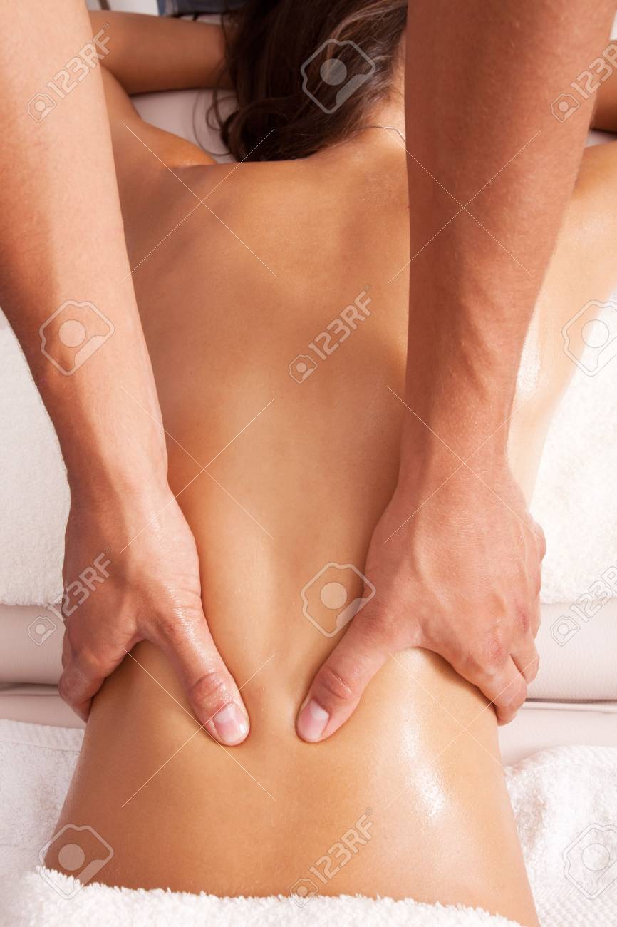 Masaje Lumbar Masaje En Columna Vertebral Columna Vertebral Masaje