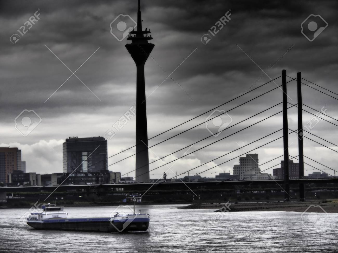 etiam-dictum-ipsum-a-felis