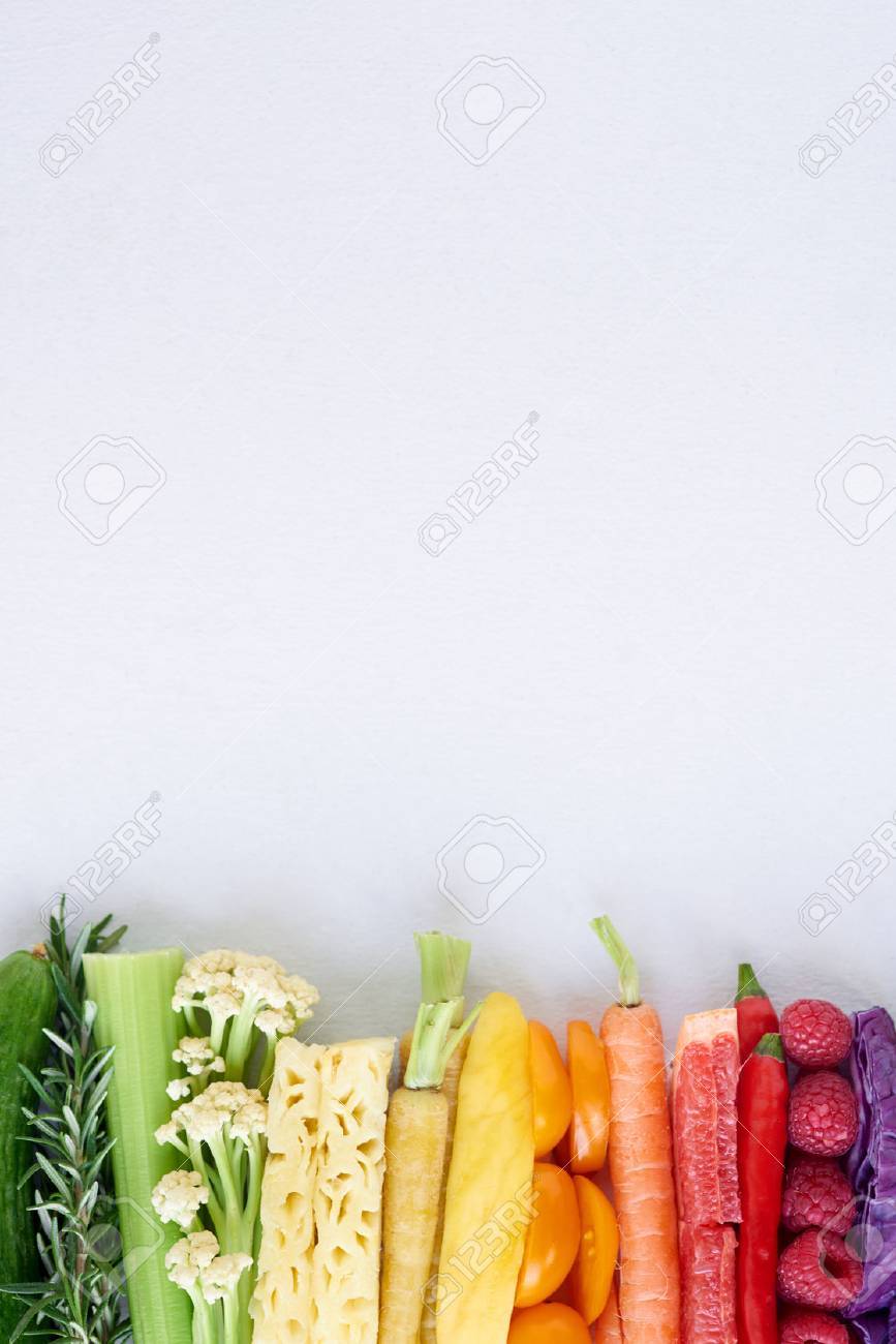 colorful food background, frame border of rainbow spectrum gradient of organic fresh fruit and vegetables - 61082891 colorful food background, frame border of rainbow spectrum gradient of organic fresh fruit and vegetables - 61082891