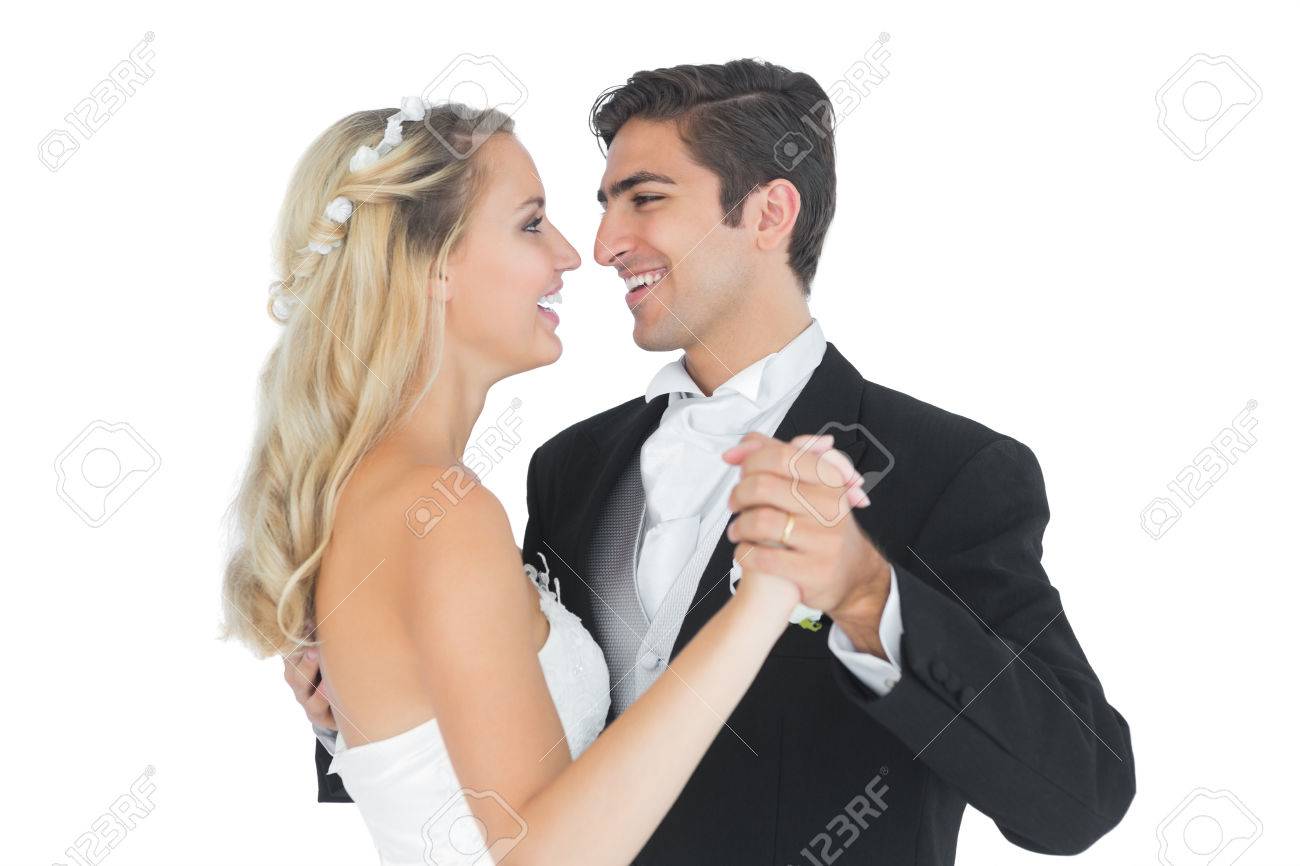 甘い結婚カップルお互いに笑みを浮かべて踊るウィーンのワルツ の写真素材 画像素材 Image