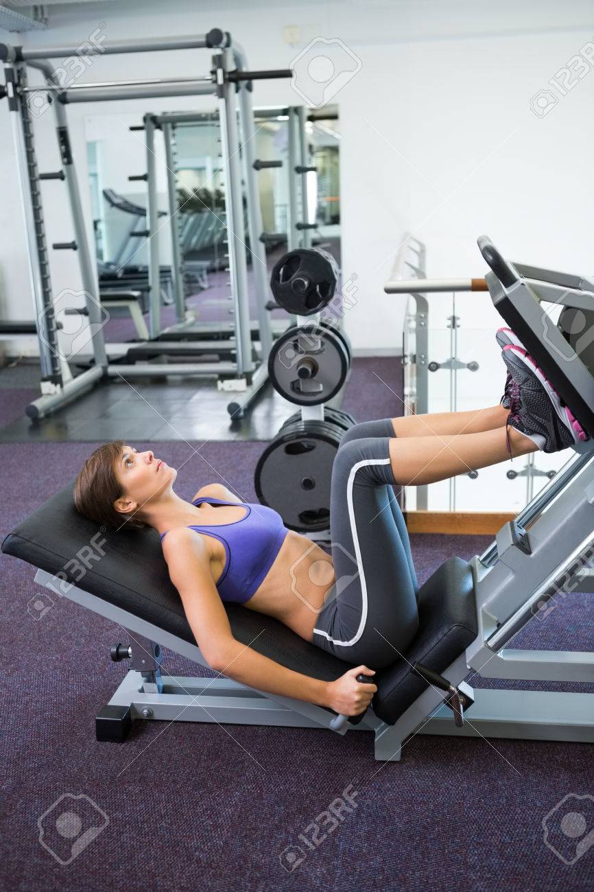 maquina de peso para piernas