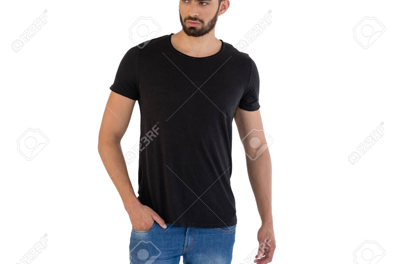 白い背景にポケットに手を入れてポーズをとるハンサムな男 の写真素材 画像素材 Image