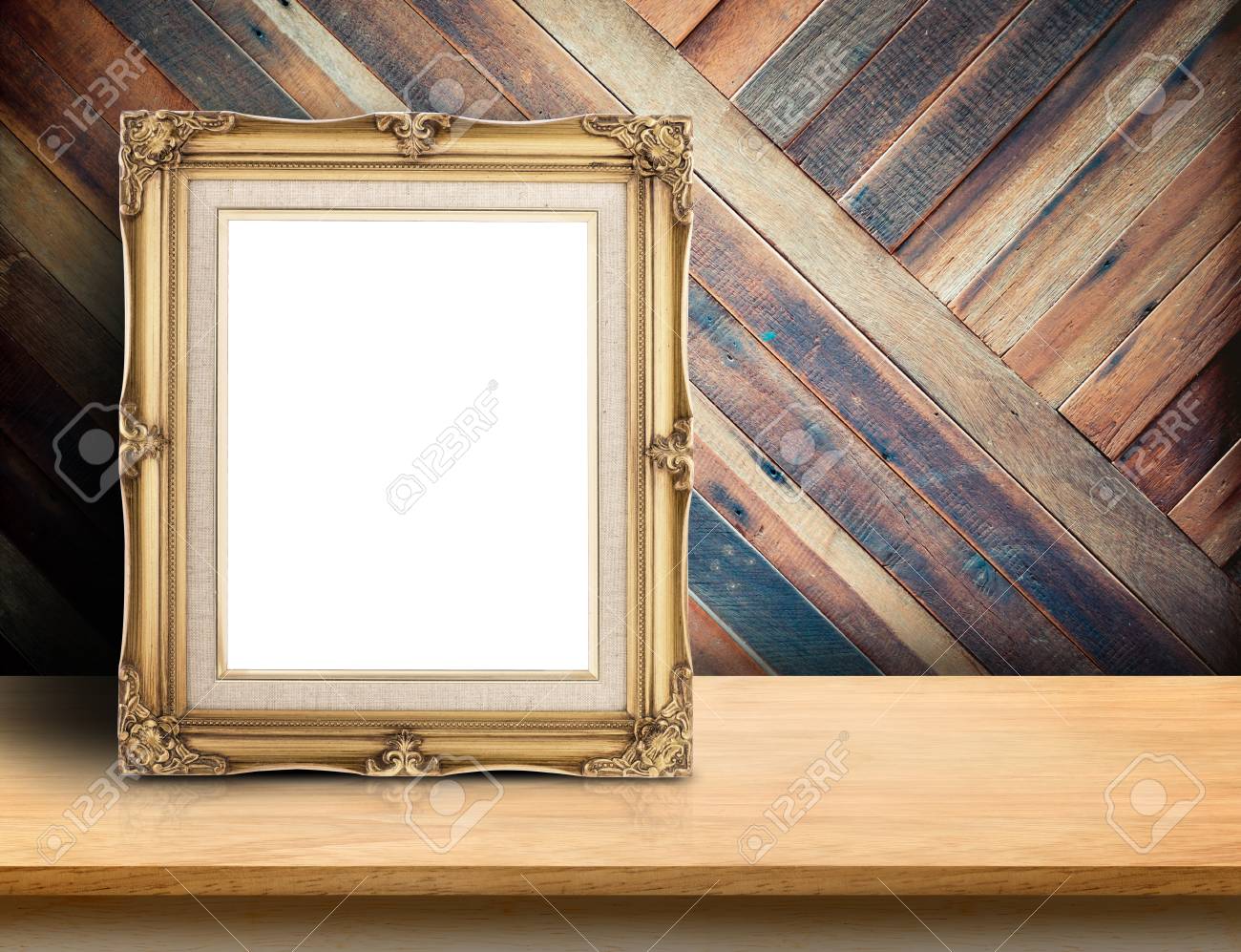 Marco De Imagen De Victorian De Oro En La Parte Superior De La