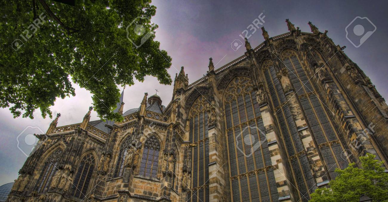 etiam-dictum-ipsum-a-felis