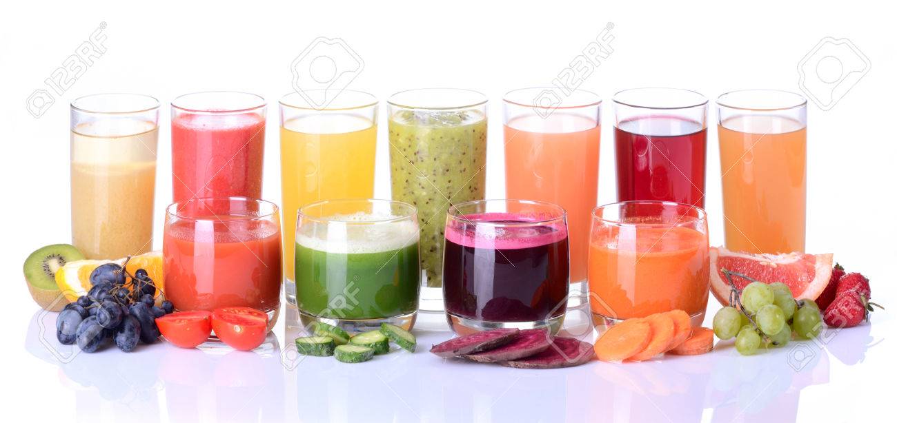 フルーツ ジュース ブドウ イチゴ オレンジ キウイ グレープ フルーツ アップル 野菜ジュース トマト きゅうり 大根 人参 の写真素材 画像素材 Image