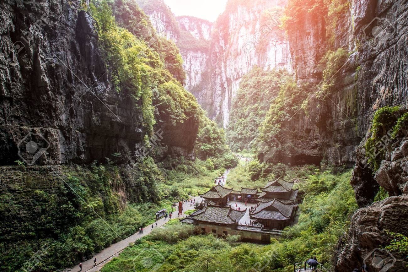 Wulong 国立公園 中国 重慶中国世界遺産風景の谷の最も有名な場所 の写真素材 画像素材 Image Wulong 国立公園 中国 重慶中国世界遺産風景の谷の最も有名な場所 の写真素材 画像素材 Image