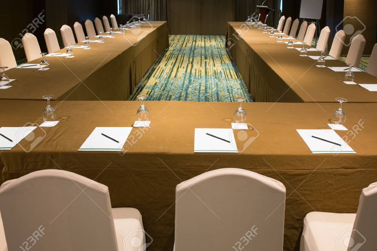 73262722-seminar-and-meeting-room-arrang