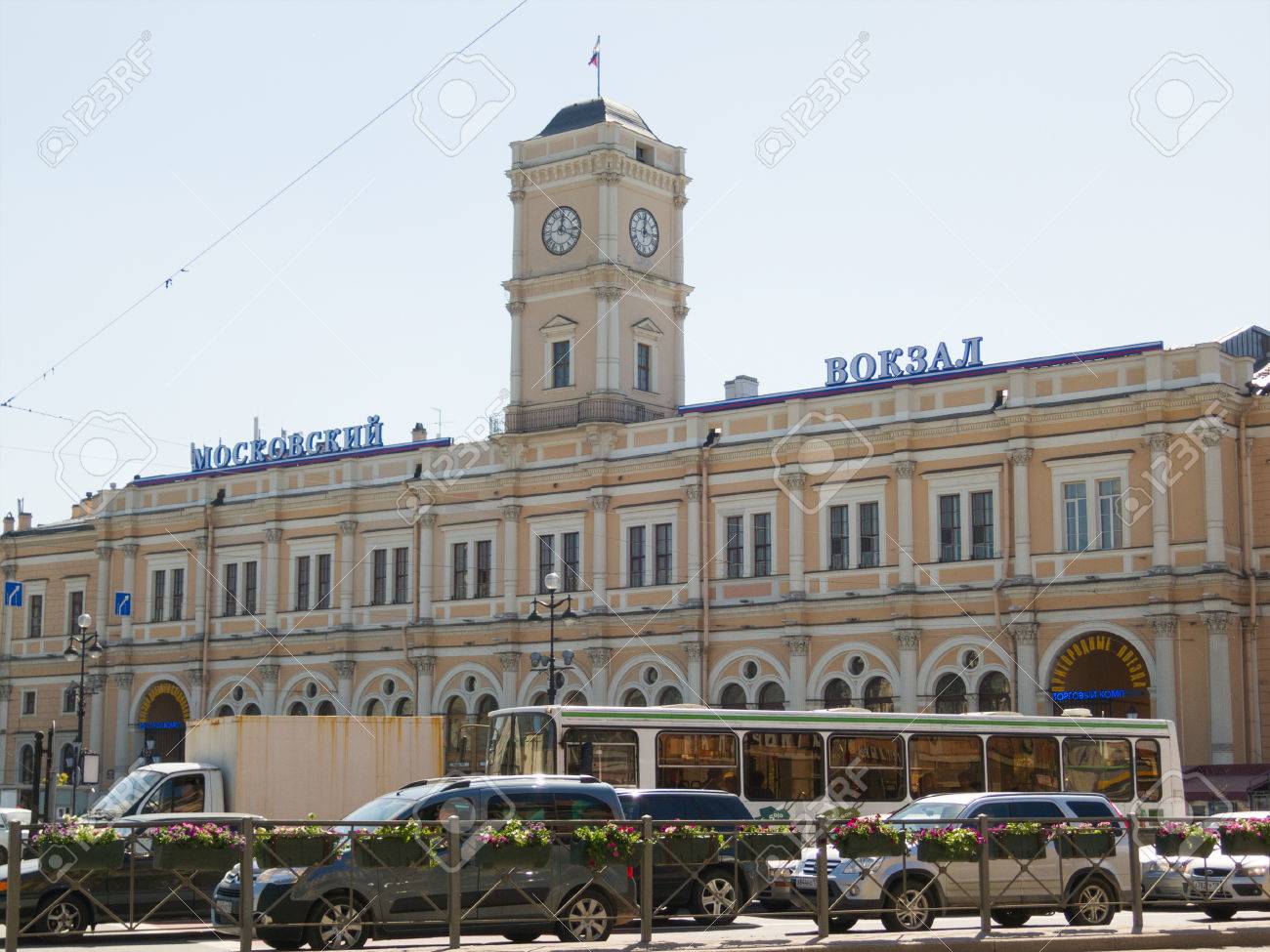 Moscow railway station of St. Petersburg. How to get to Moskovsky railway station Moscow railway station of St. Petersburg. How to get to Moskovsky railway station