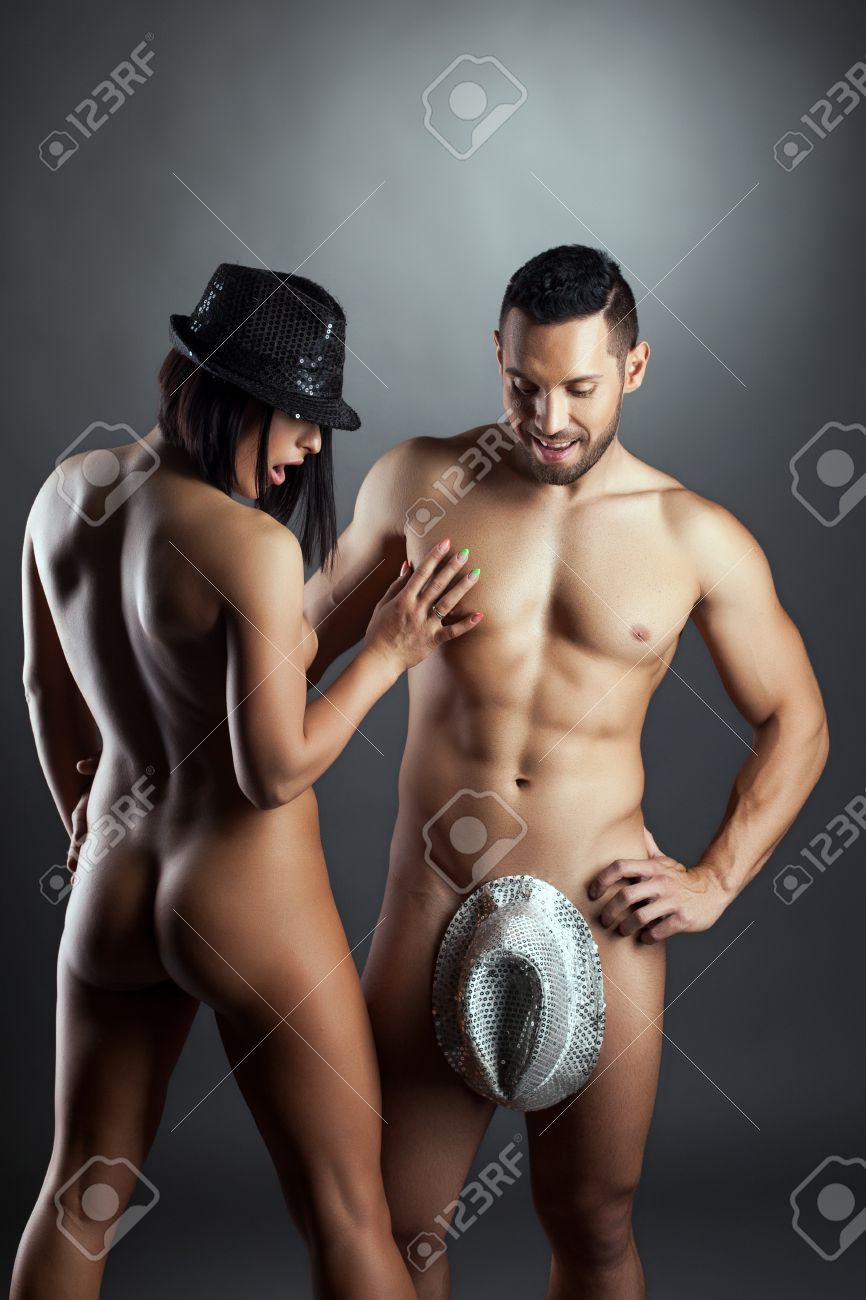 着衣の男と裸の女 