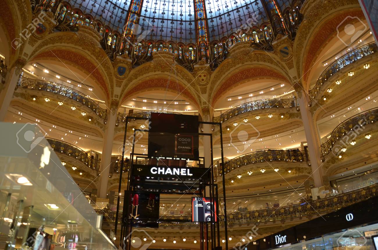 Galeries Lafayette Interior In Paris The Architect Georges