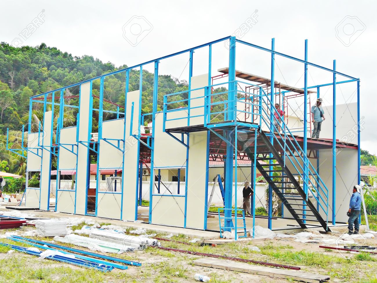 Construccion De Casa Modular Con Estructura De Acero Y Panel De