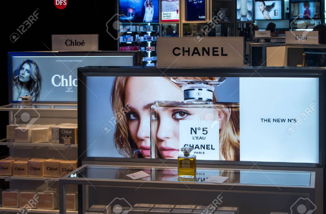 Chloe twitter french