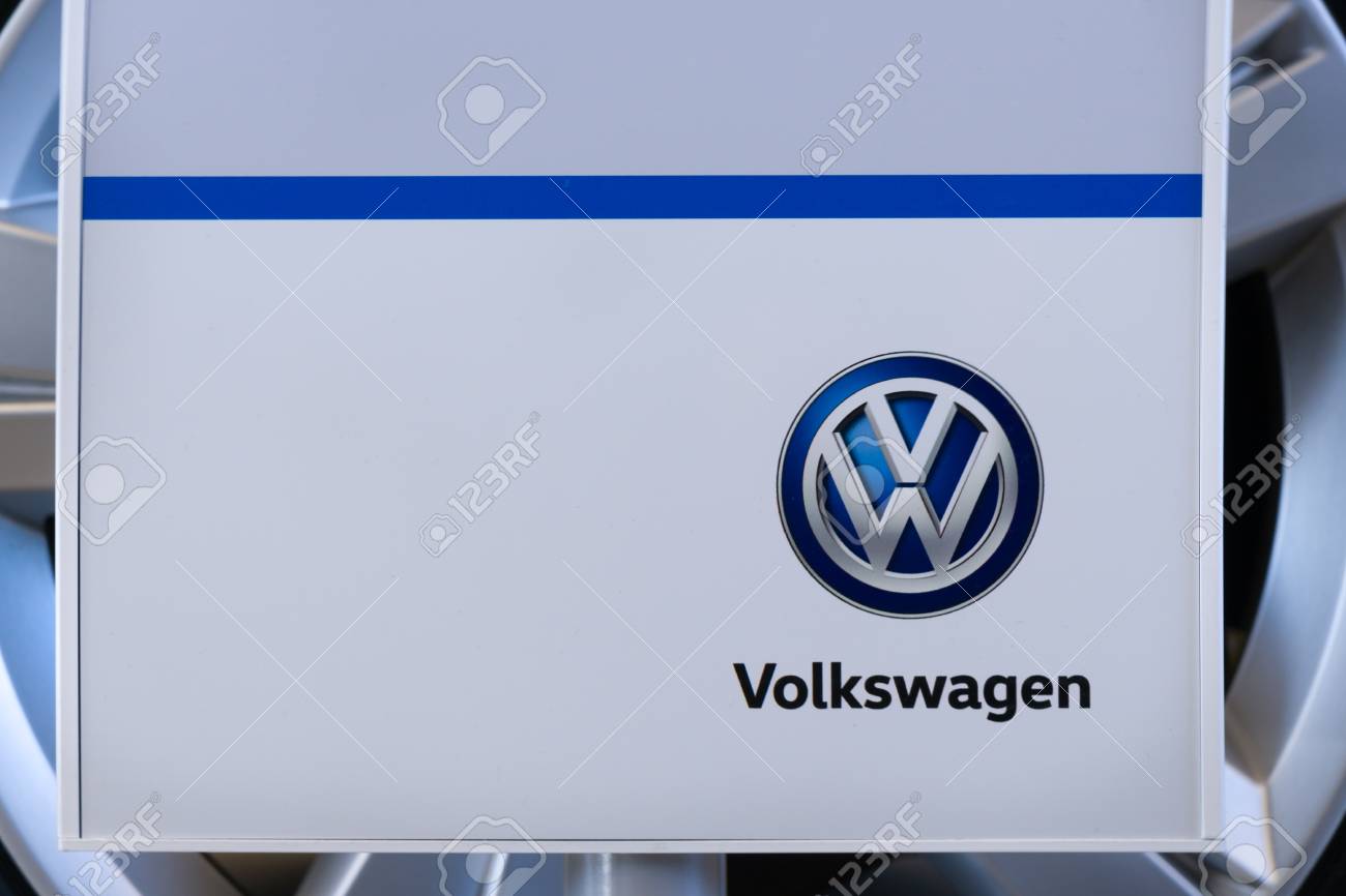 Vw Dealership Mn >> St Louis Park Mn Usa February 17 2018 Volkswagen Dealership Vw Dealership Mn >> St Louis Park Mn Usa February 17 2018 Volkswagen Dealership