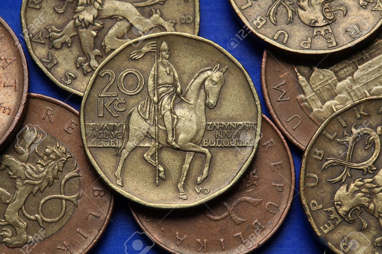 チェコ共和国の硬貨 プラハ チェコ Korunas コインに描かれている ヴァーツラフ広場の聖ヴァーツラフの記念碑 の写真素材 画像素材 Image