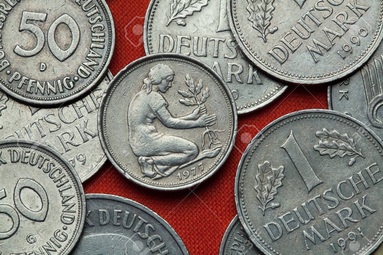 ドイツのコイン。ドイツ語 50 ペニヒ硬貨に描かれているオーク苗