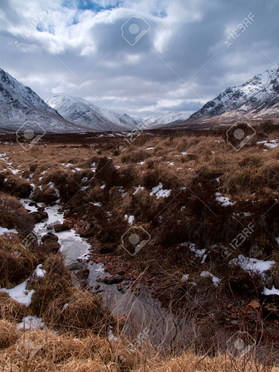 スコットランドのハイランド地方の冬の風景 の写真素材 画像素材 Image スコットランドのハイランド地方の冬の風景 の写真素材 画像素材 Image