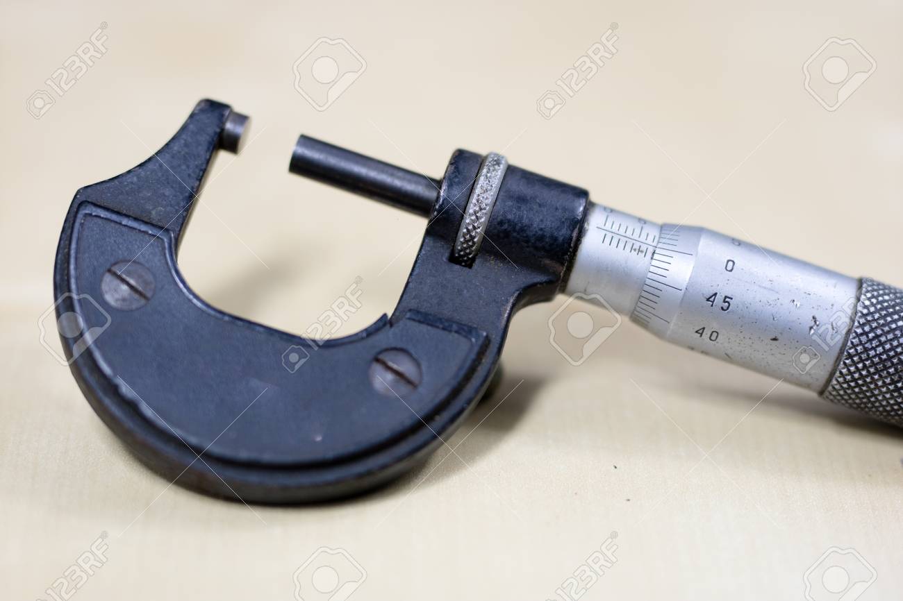 Measuring tools 2024 in workshop