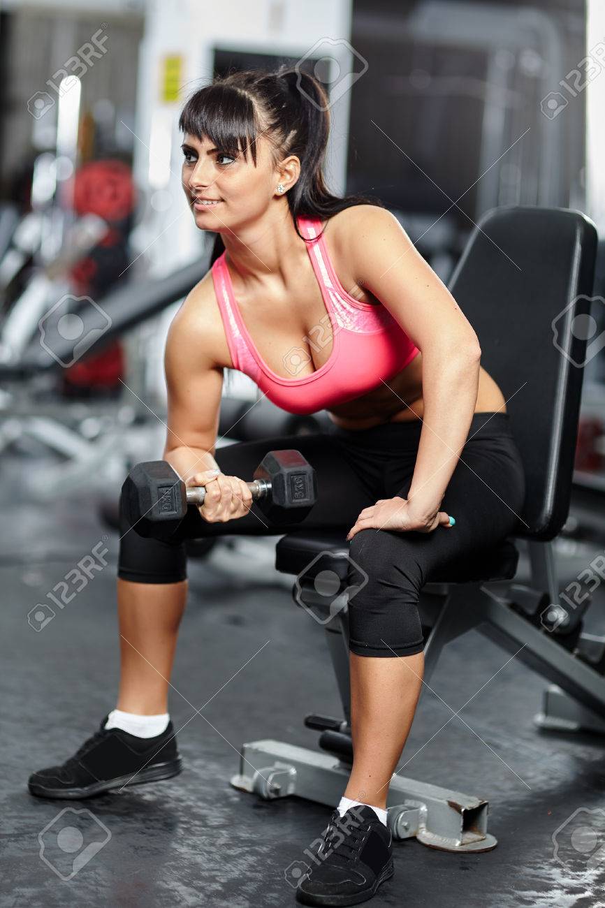 Hacer Ejercicio Peso Adecuado Mancuernas Mujer Brazos Mancuernas