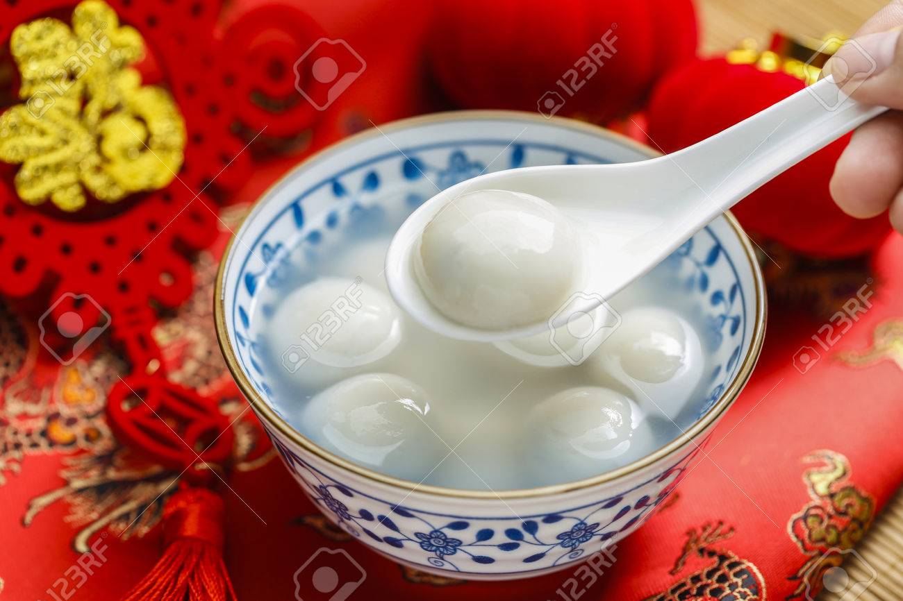 sweet rice dumplings in blue and white porcelain bowl,Chinese Lantern Festival - 69827048 sweet rice dumplings in blue and white porcelain bowl,Chinese Lantern Festival - 69827048