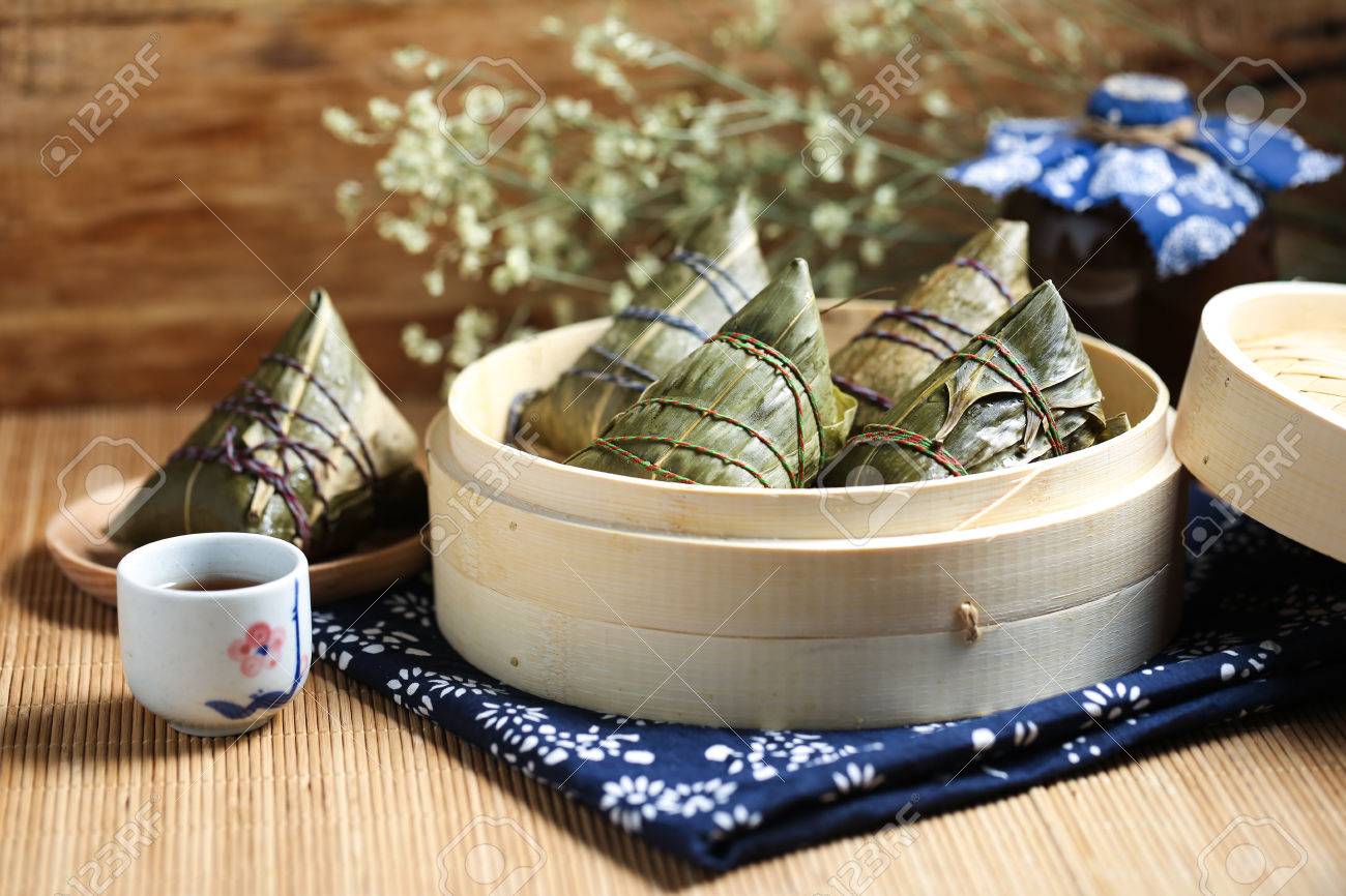 Dragon Boat Festival rice dumplings and Realgar wine - 78749681 Dragon Boat Festival rice dumplings and Realgar wine - 78749681