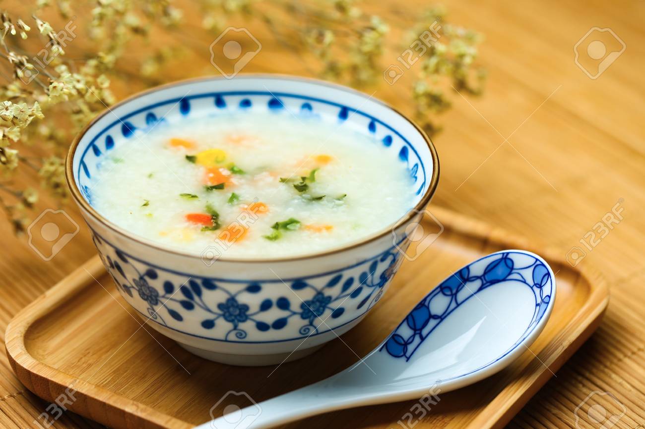 vegetable porridge in blue and white porcelain bowl - 90369645 vegetable porridge in blue and white porcelain bowl - 90369645