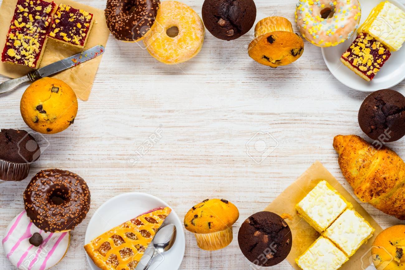 Cadre Avec Biscuits Gateaux Et Desserts Sur L Espace De La Copie Banque D Images Et Photos Libres De Droits Image